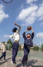 泰伦卢末节再成笑话！上祖巴茨阻碍小卡，5秒极限暂停，14号被弃